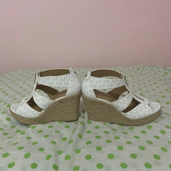 Michael Kors wedge sandals - Picture 7 of 7